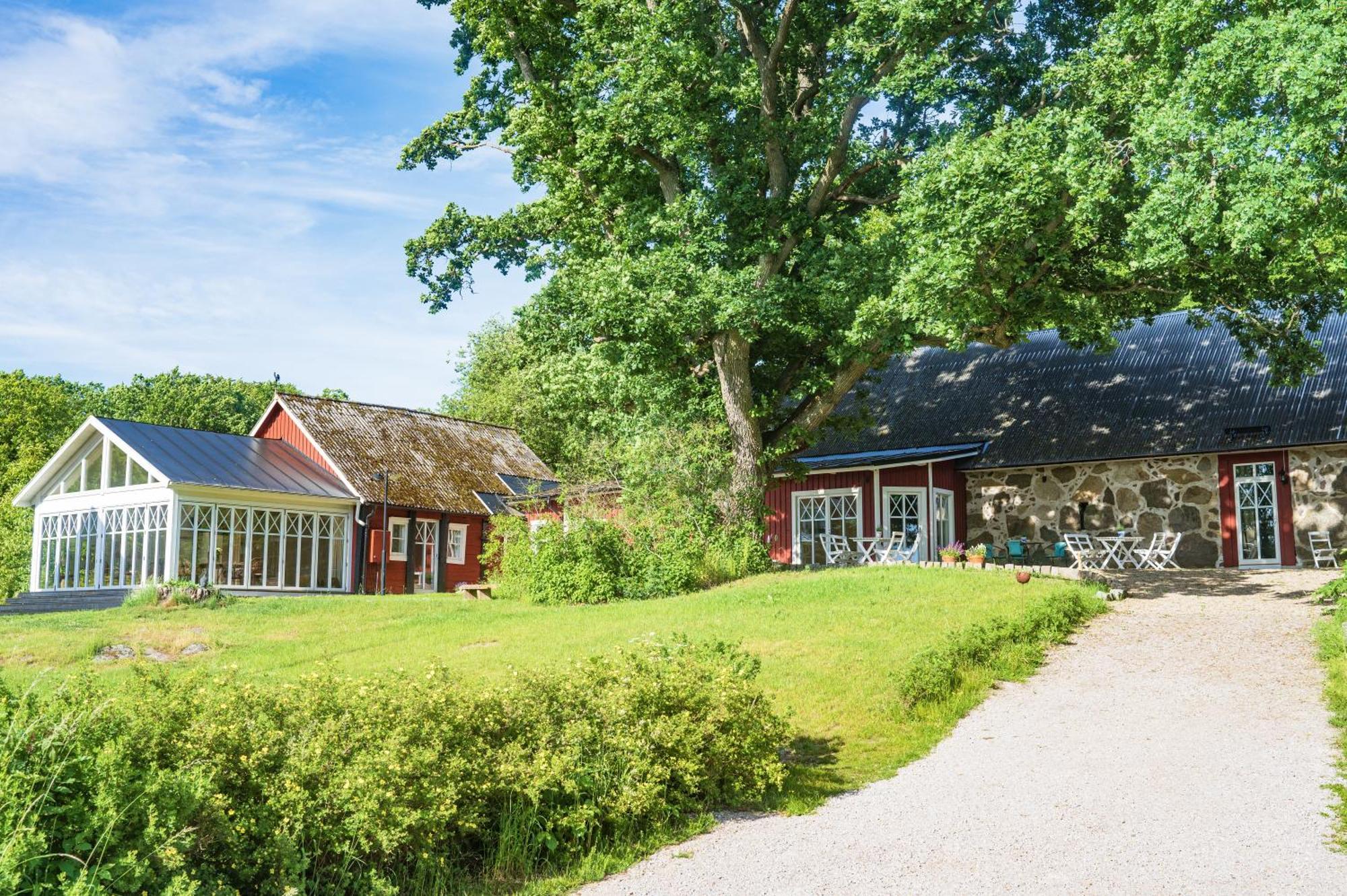 Risanaes Udde Hotel Ronneby Eksteriør billede